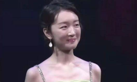 娱乐吃瓜的女艺人,揭秘女艺人幕后故事  第1张